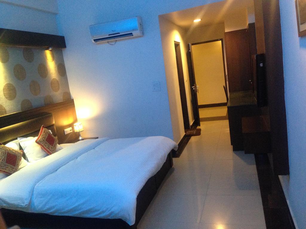 Hotel Namaskar Residency Amritsar Exterior foto